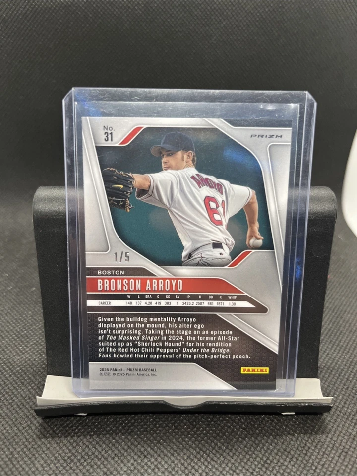Prisma Panini 2025, béisbol dorado y negro Bronson Arroyo n.º 31. /10 SSP Foto 2 de 2