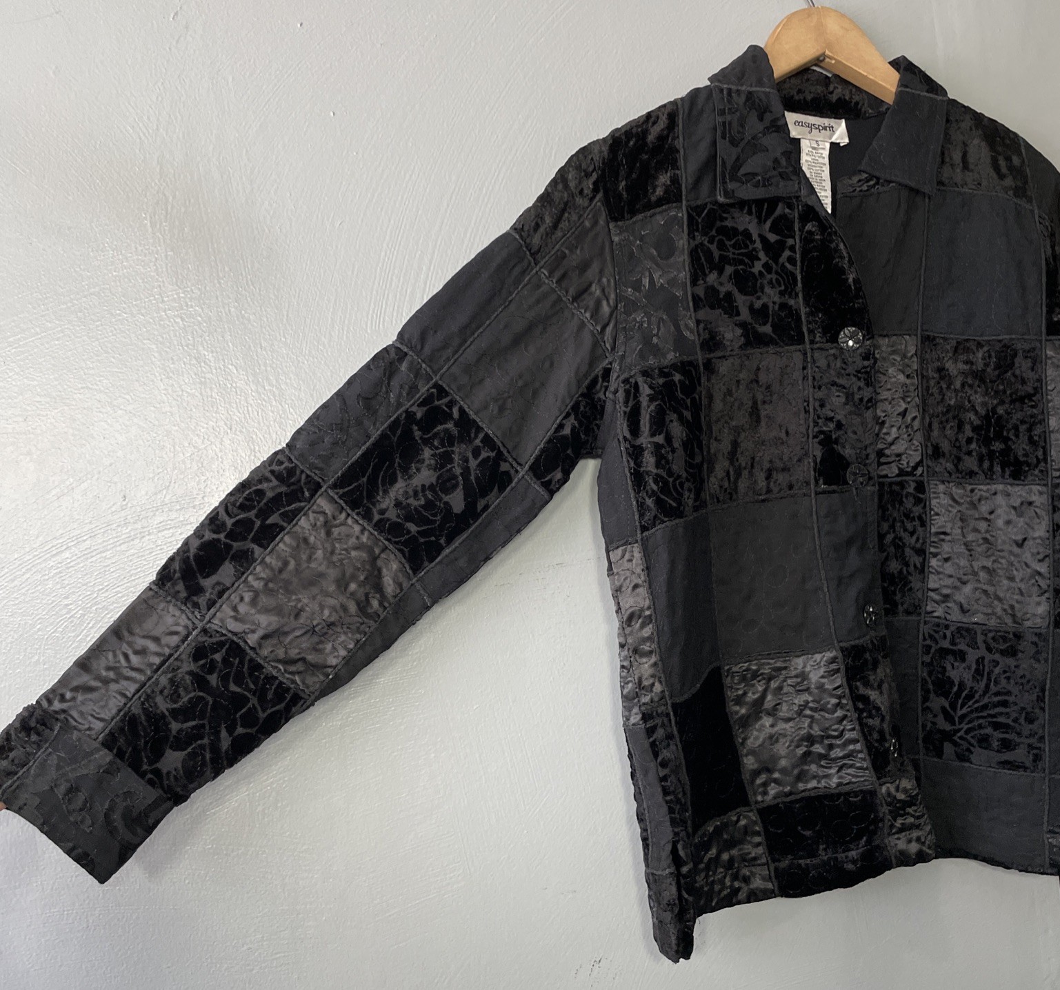 Dark Black Patchwork Jacket Size Small Velvet Emb… - image 2