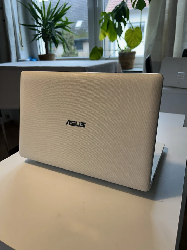 Asus X200CA Windows 10 Laptop mit Touchscreen Notebook - Bild 4 von 4
