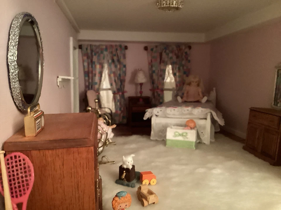  Doll House 59 Long 29 High. Very Nice Made In 1988 All Furniture Included - Image 4 of 4