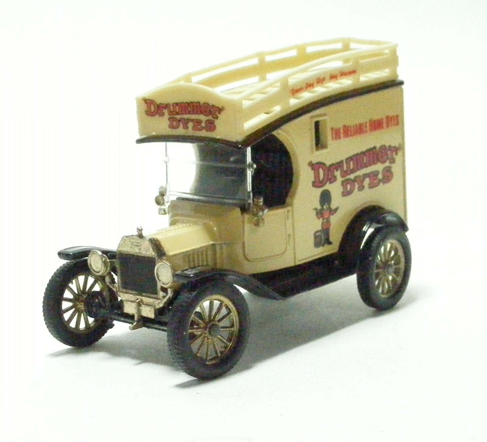 CORGI CLASSICS C865/2 1915 FORD MODEL T VAN - DRUMMER DYES BOXED
