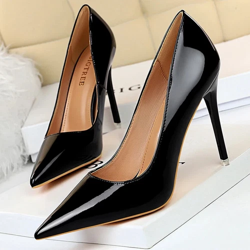 Scarpe donna decolte vernice pelle tacco alto a punta stiletto sexy matrimonio - Foto 37 di 45
