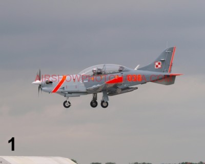 1 X PZL-130 ORLIK ORLIK AEROBATIC GROUP PHOTOGRAPH
