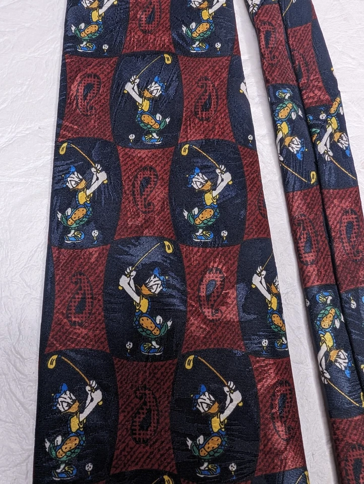 Corbata deportiva vintage de 60 pulgadas de polietileno para golf de golf Walt Disney Donald Duck años 90 Foto 2 de 4