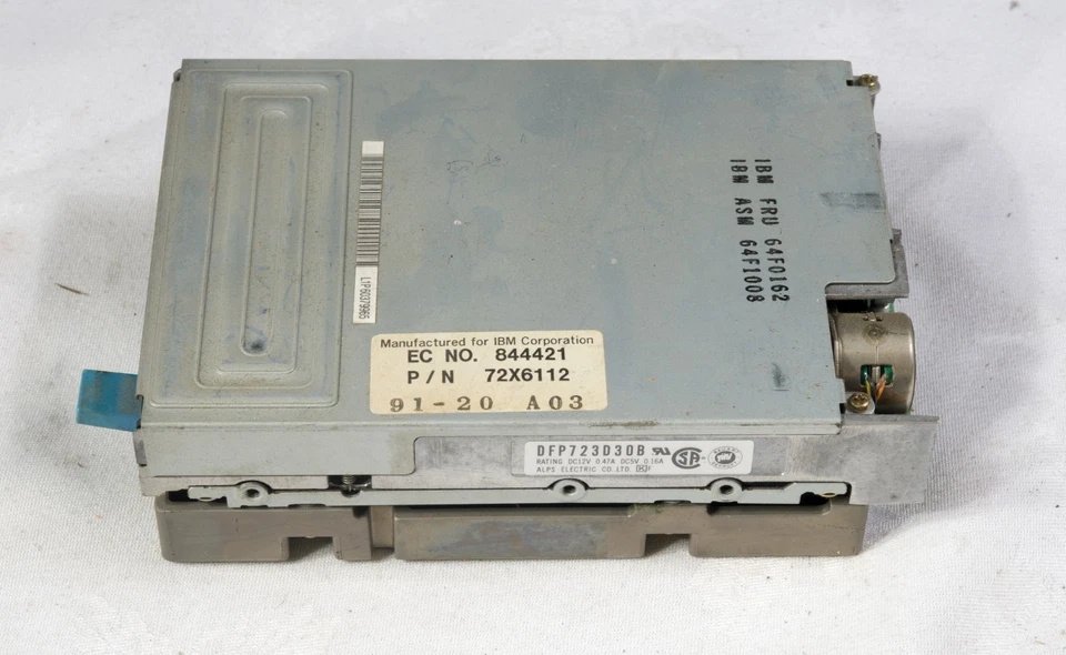 Vintage IBM PS/2 Floppy drive 72X6112 Alps DFP723D30B 1.44MB 9965 - Image 4 of 4