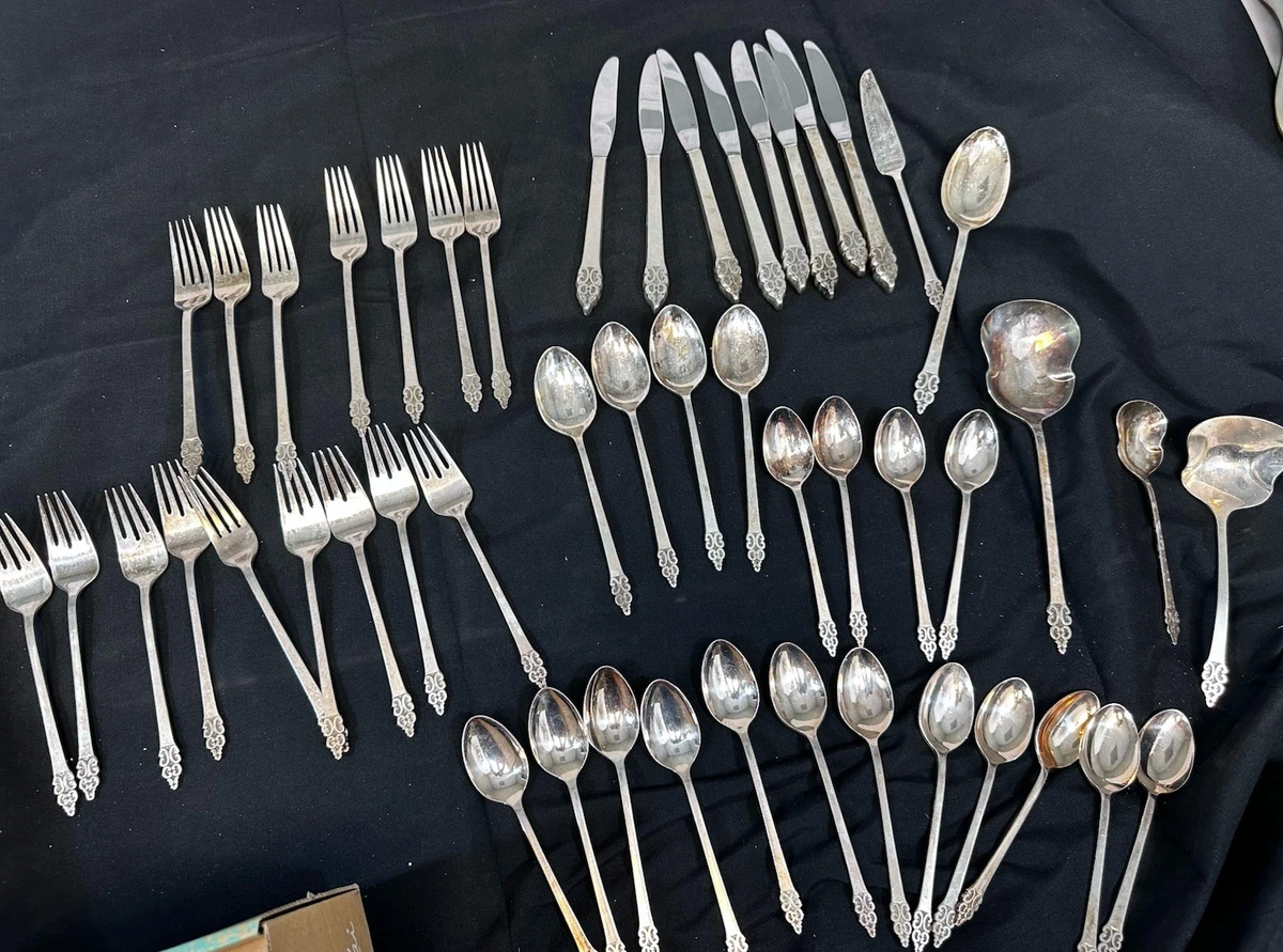 International Silver Flatware-Set Antique US Silver-Plated