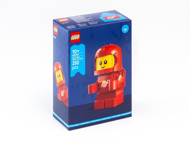 LEGO Up-Scaled Baby Astronaut (40767)