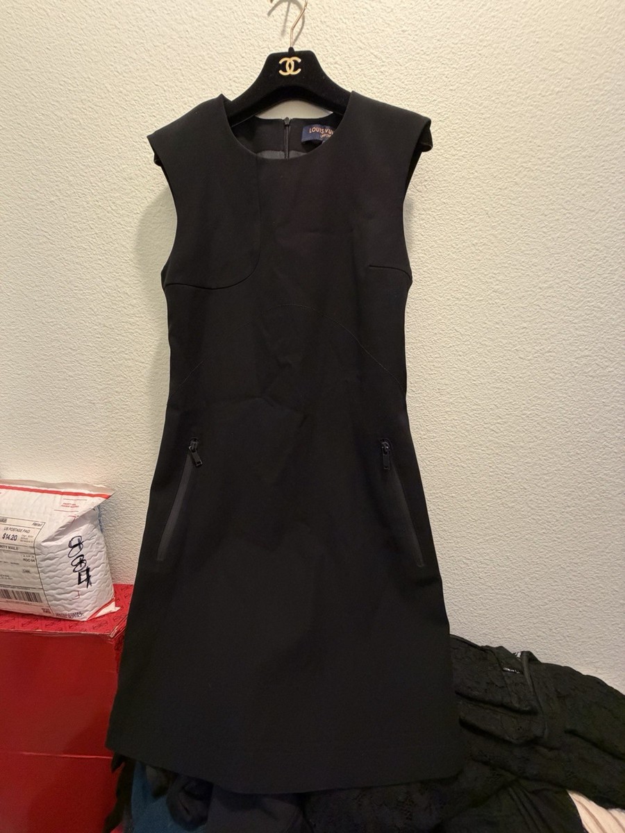 LOUIS VUITTON LV STAGE LV STORE SIGNATURE CLASSIC ELEGANT WORK PARTY BLACK DRESS View 2