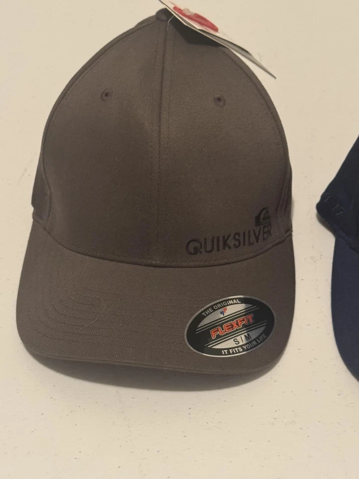 Gorra Quiksilver Ajustada Para Hombre S/M Azul Marrón Flexfit Logo Bordado Lote de 2 Foto 2 de 4