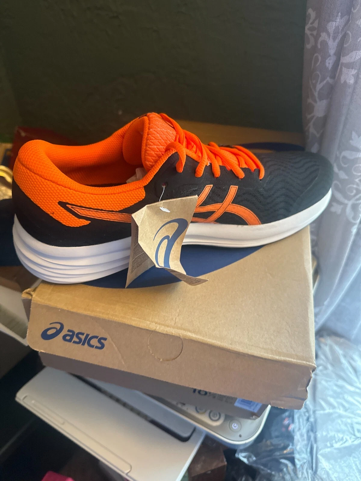 asics patriot 12 nero e arancione nuovo con scatola taglia 10 1 2