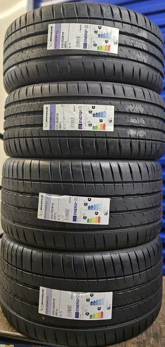 4X CAR TYRES MICHELIN PILOT SPORT 4S 255/30 ZR19 225/35 ZR19 255 
