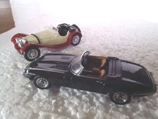 AUTOART 1/43 Scale JAGUAR E-TYPE ROADSTER SERIES 111 V12