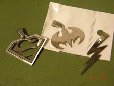 D C COMICS NECKLACE Pendant BATMAN, SUPERMAN, FLASH,