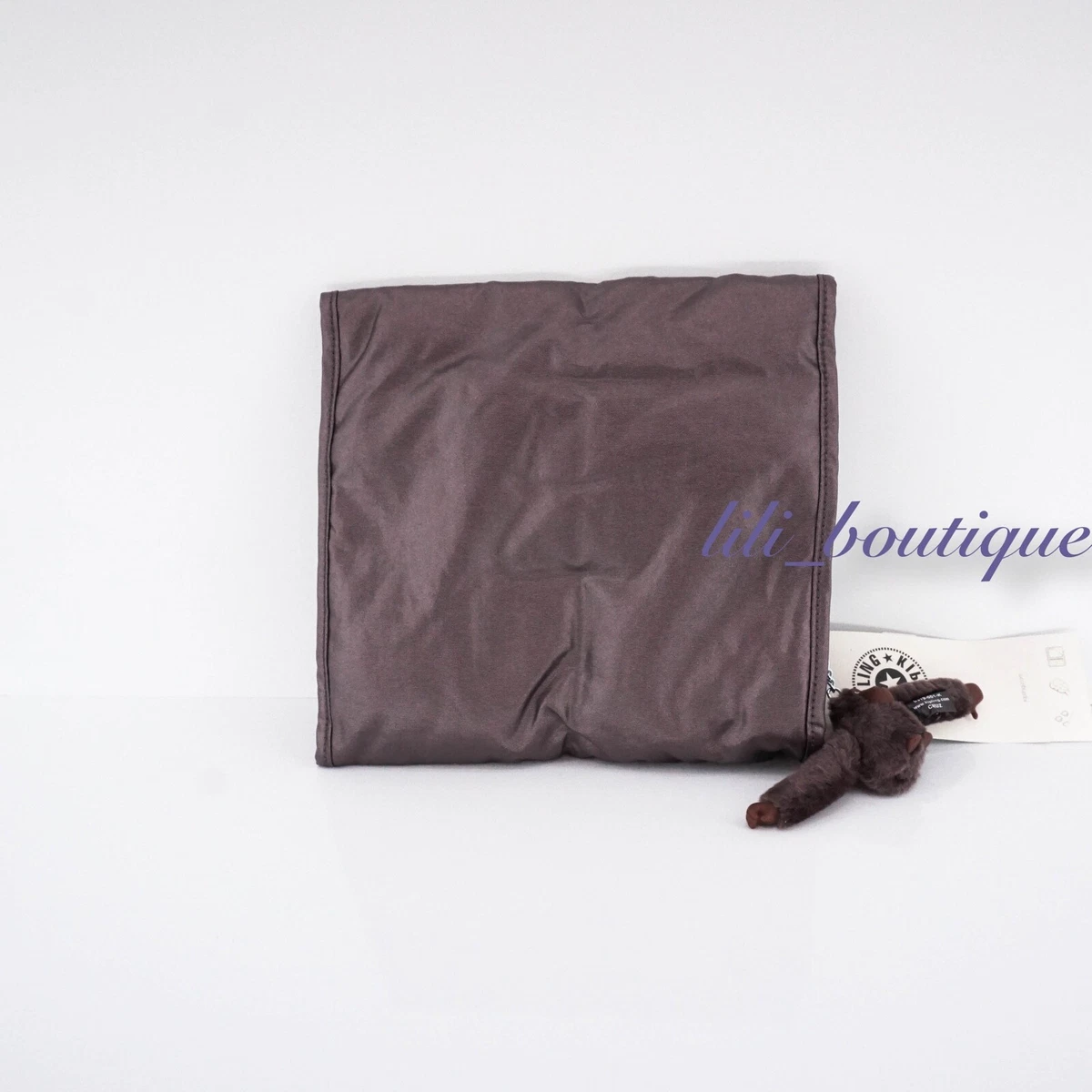 Kipling hanging hot sale toiletry bag