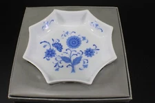 The Toscany Collection TRINKET TIDBIT DISH Danube Blue Floral in Box