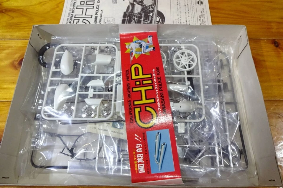 CHIP polizia UNION 1/15 Kawasaki Z1000 - Immagine 2 di 2