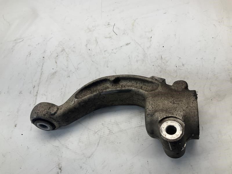 14 15 Maserati Ghibli S Q4 3.0L AWD AT Front Right Strut Shock Absorber Mount B