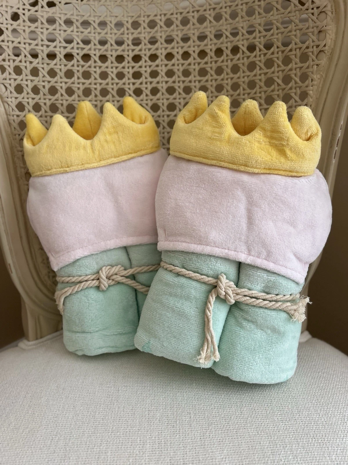 Pottery Barn Kids Mermaid Baby Beach Hooded Towels (2) NWOT OB