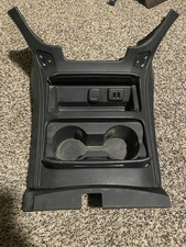 15 16 17 18 19 Tahoe Yukon Center Front Floor Center Console Cup Holder Oem
