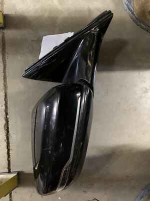 Used Right Door Mirror fits: 2018 Cadillac Ct6 power folding opt DNP w/surround