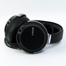 Sony MDR-Z7 Over-Ear High Resolution Audiophile Headphones