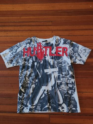 VINTAGE 90s Hustler Magazine All Over Print Nude Graffiti Art Pin Up XXX Shirt M - Afbeelding 1 van 17