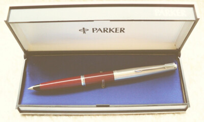 PARKER  '' 45 ''   with FEATHERLESS CLIP in RED/CHROME ,  U.S.A. ca. 1965  !