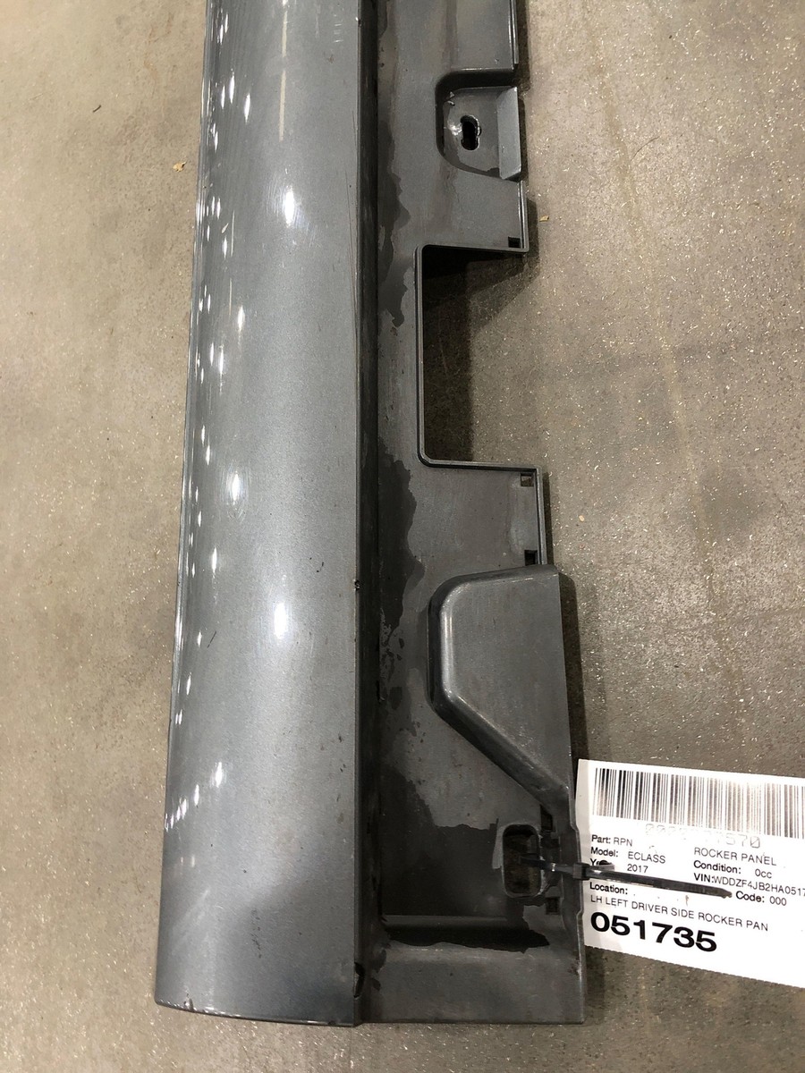 2017 - 2019 MERCEDES E300 OEM LEFT ROCKER PANEL TRIM *SOME WEAR  