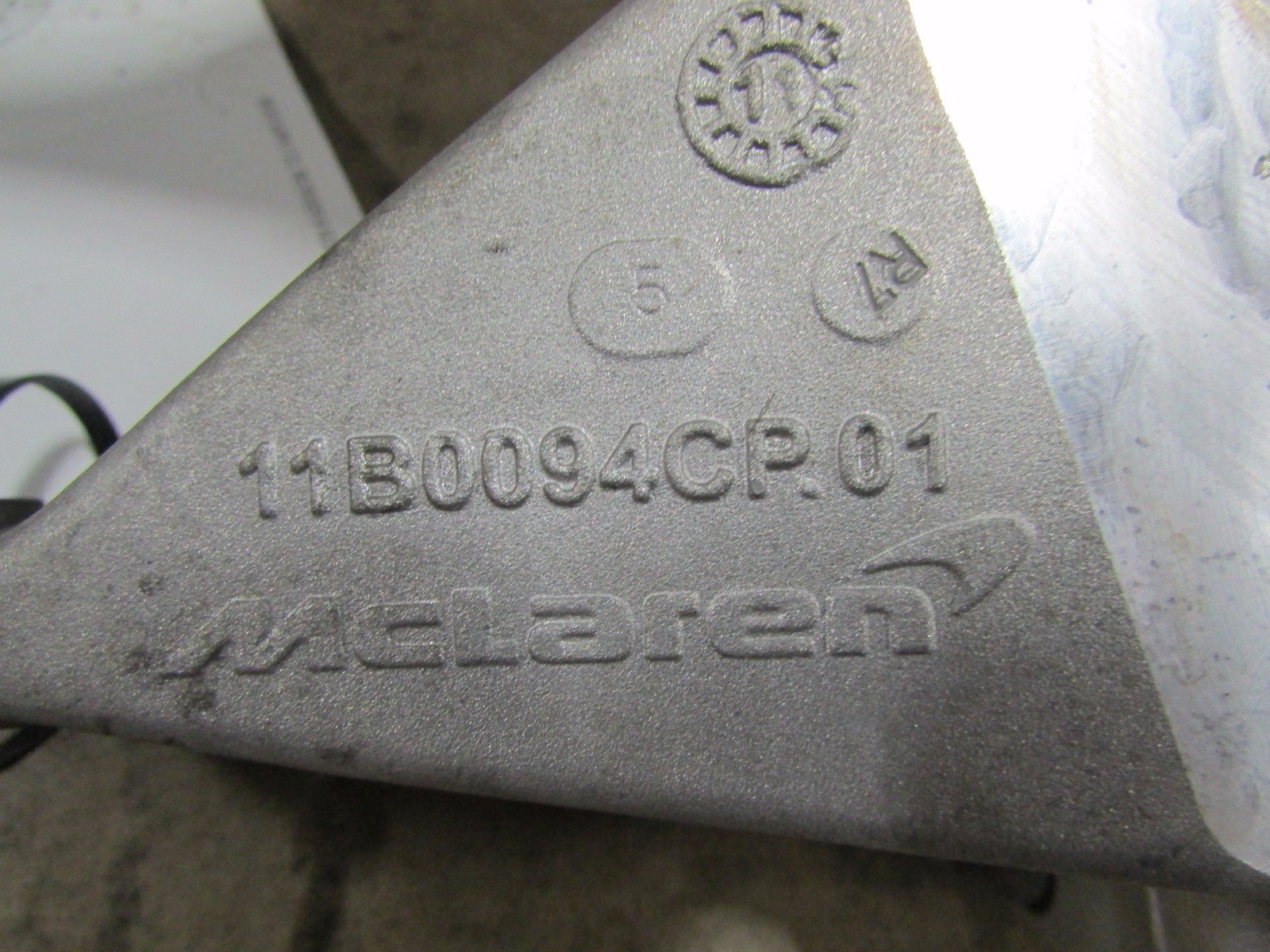 McLaren MP4-12C, RH, Right Rear Knuckle/ Upright W/O Hub, P/N 11B0094CP
