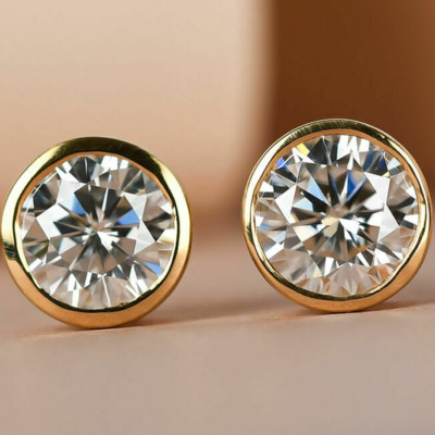 2.0 TCW Round Cut Moissanite Solitaire Bezel Stud Earring 14k Yellow Gold Plated