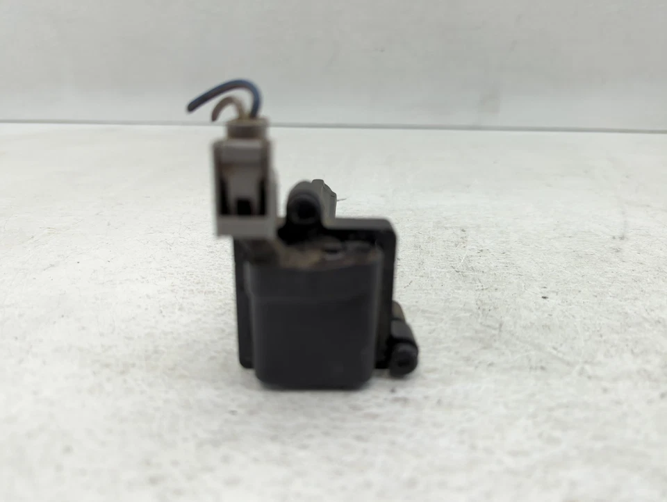2004-2010 Chrysler Pt Cruiser Ignition Coil Igniter Pack YGVCQ - Image 3 of 4