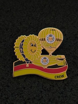 WIM - Crew   WARSTEINER Ballonpin   aus Sammlung * 23847
