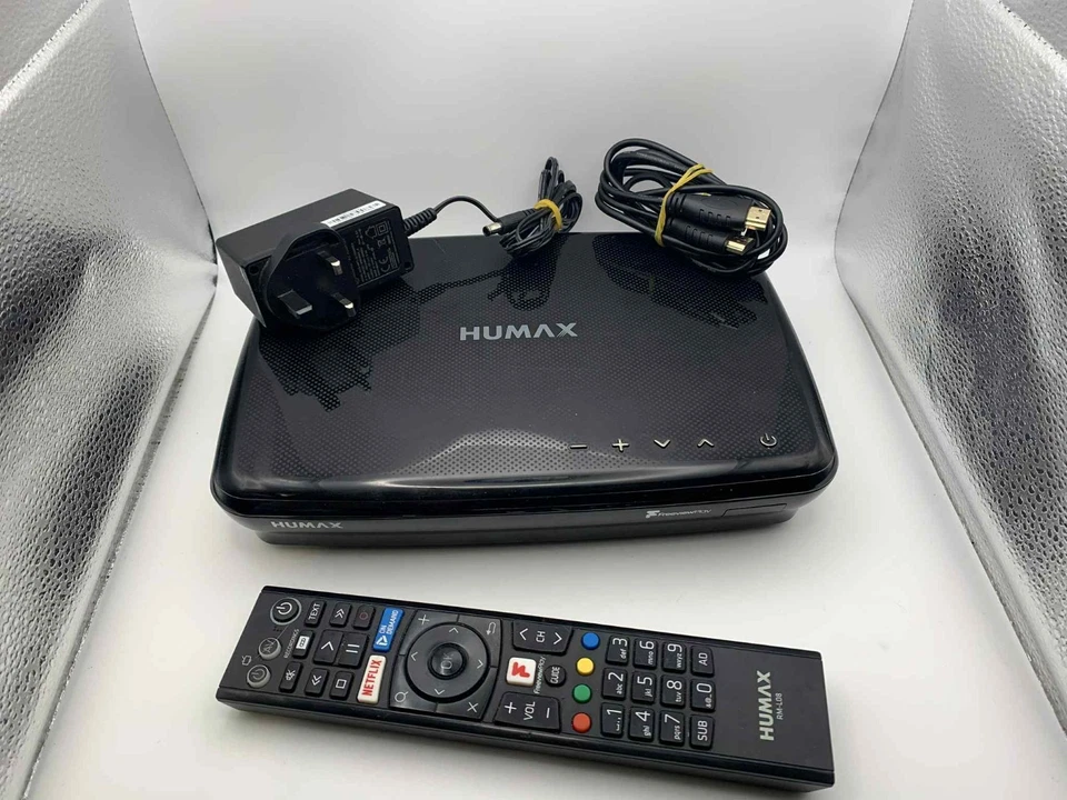 Humax FVP-5000T Freeview HDTV Recorder 1TB mit Fernbedienung / Kabel