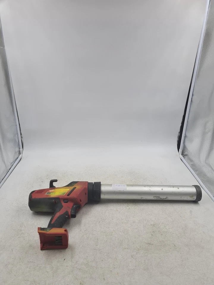 Milwaukee C18 PCG 18V Cordless Caulking Gun - For Parts or Repair - Image 3 of 4