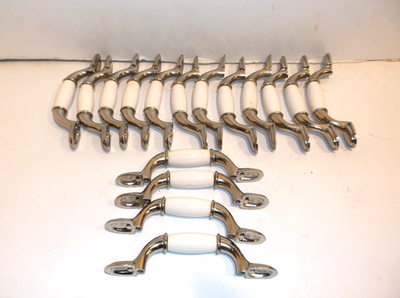 #ad LOT OF 16 WHITE PORCELAIN amp; SILVER Drawer Pulls Amercock style #63869 $17.95
