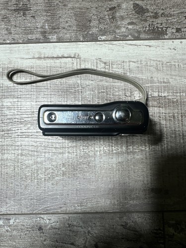 Nikon Coolpix L11 6MP Digital Camera 3x Optical Zoom with Case - Picture 5 of 11