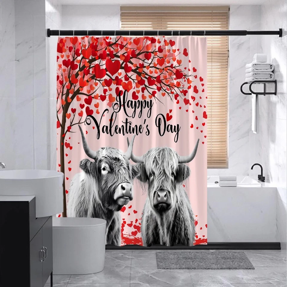 Cortina de Ducha Día de San Valentín Highland Vaca Corazón Rojo Árbol Divertido Animal Decoración Foto 3 de 4