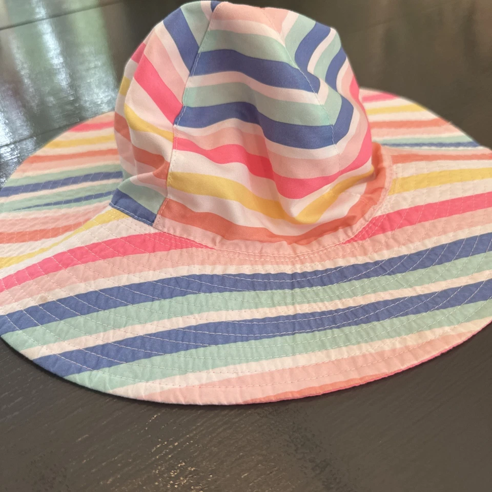 Carter’s 2T-4T Bucket Hat, Reversible Pink / Striped. Sun Hat - Image 3 of 4