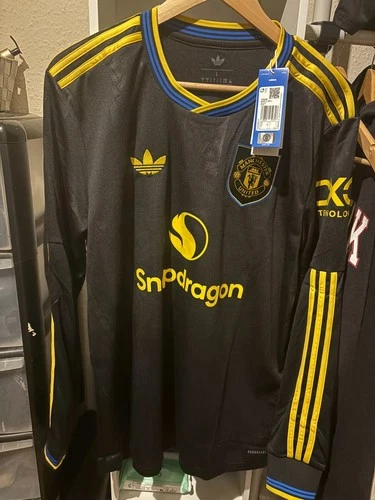 Manchester United adidas Third Shirt 2025/26 Size Large BNWT
