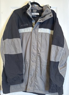 Columbia Men's XL Gray And Black Nylon Hooded Rain Jacket