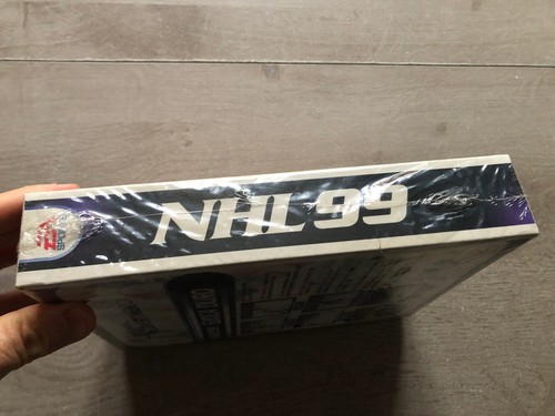 NHL 99 PC FR Big Box grosse boite carton Italien/Italiano/Italian neuf blister - Imagen 4 de 4