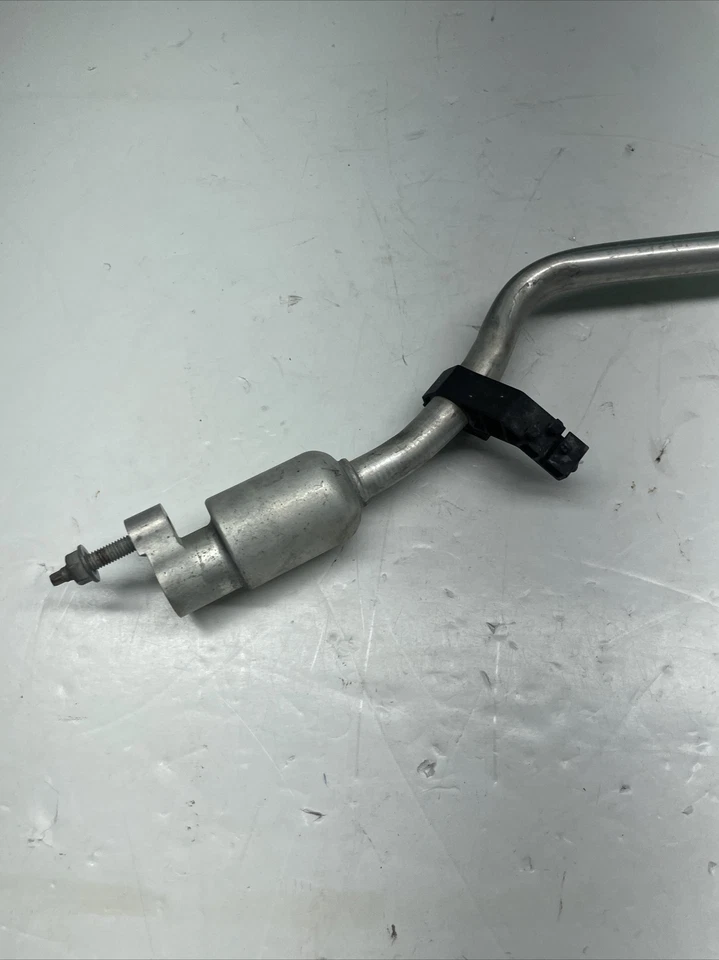 2008 Chevrolet HHR A/C Hose Assembly-Manifold Hose Assembly 15-33839 - Image 3 of 4