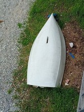 scafo optimist UFO XS usato per molti anni come tender