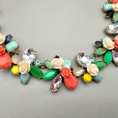 J. Crew Necklace Statement Colorful Beads Crystal Floral Bib Gold Tone Chain 17" - Picture 4 of 7