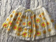 Girls Mini Boden Sequin flower skirt size 6-7 year