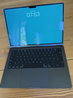 Apple MacBook Pro 14'' M3 Max 16c 40c 2TB SSD 64GB RAM Space Schwarz