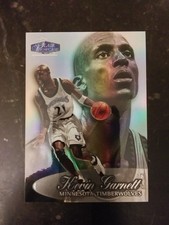 Kevin Garnett [Row 1] #4 Prices | 1998 Flair Showcase | Basketball