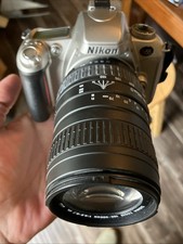 Nikon N75 35mm Aparat 28-90mm Obiektyw Vintage CR2x2 SLR