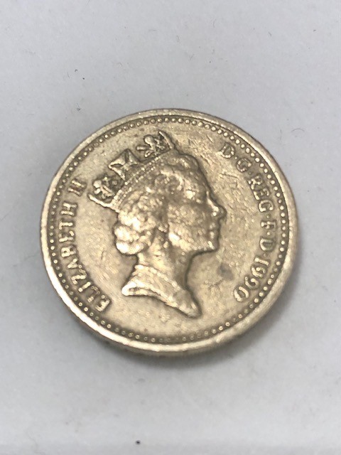 1990 Queen Elizabeth II One Pound Coin | eBay