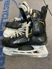 Bauer Supreme 2S, Size 4 Ice Hockey Skates